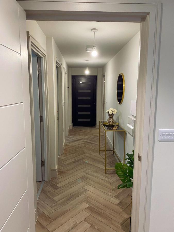 Wimbledon Luxury 3Bedroom Apartment Raynes Park Exterior foto